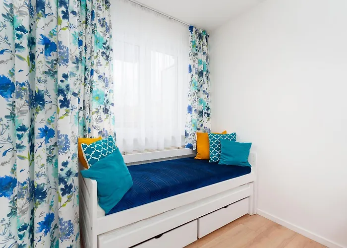 Prywatny Diva De La Колобжег